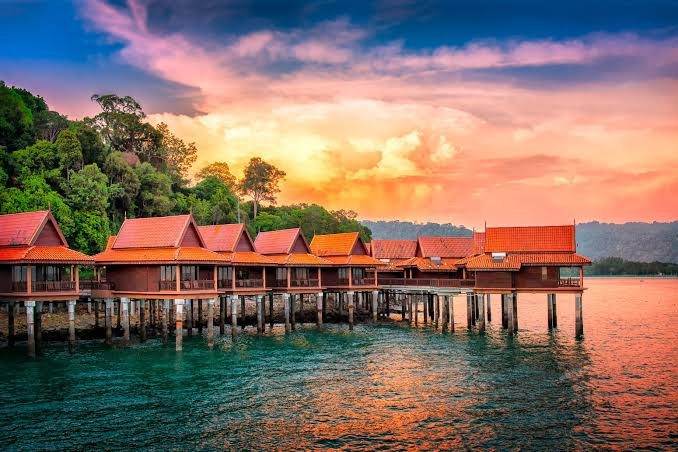 Langkawi 4 Days Island Escape – SkyCab, Sunset Cruise & Private Island Hopping